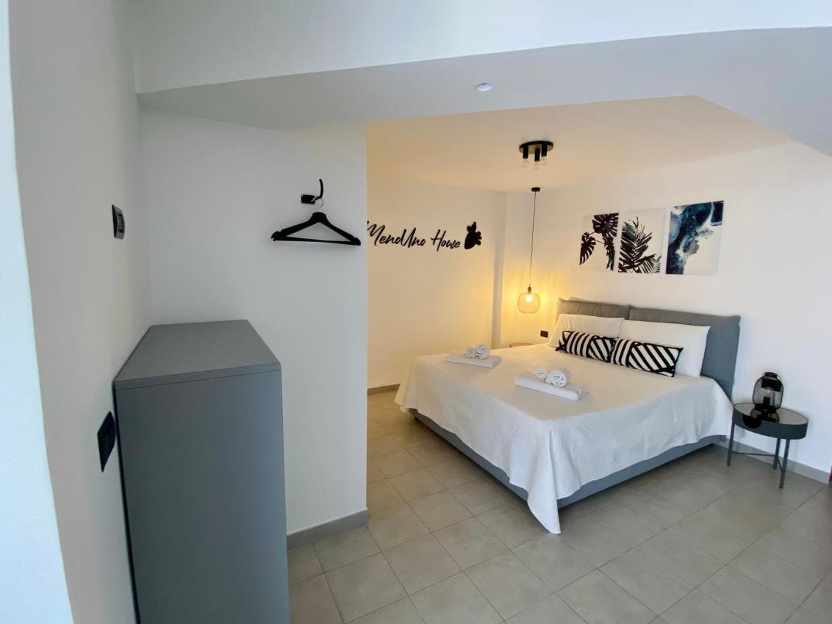 Menouno House Appartement Crispiano Buitenkant foto