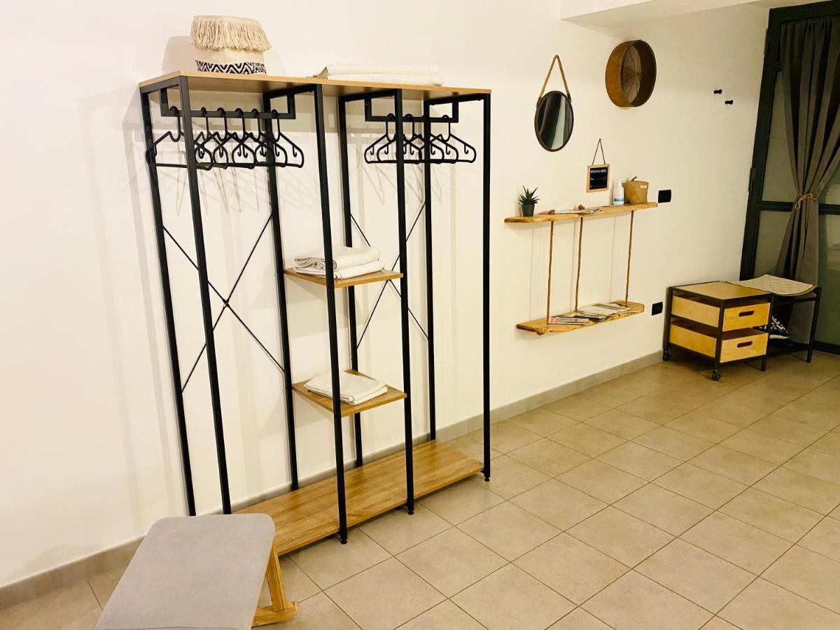 Menouno House Appartement Crispiano Buitenkant foto
